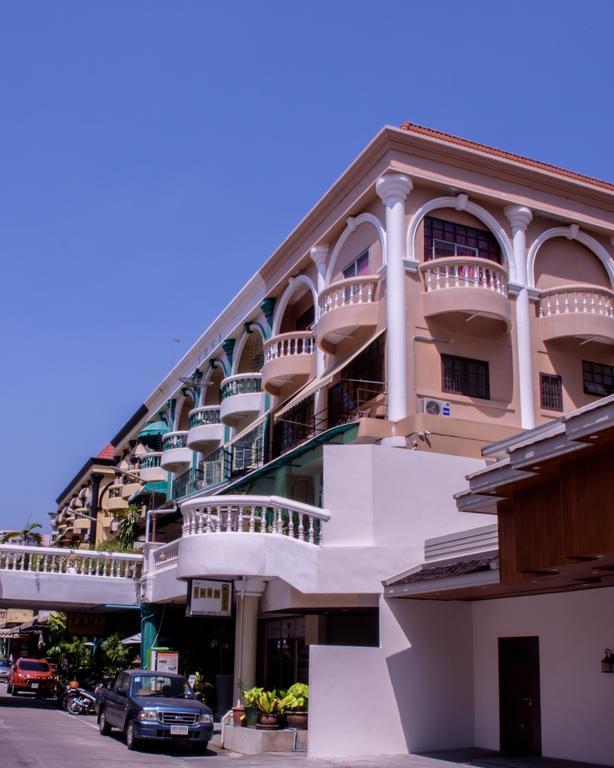 Indogee Apartments Pattaya Exterior foto